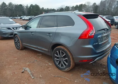 2017 Volvo Xc60 T6 Dynamic z USA, uszkodzony, nr VIN YV449MRR2H2222505